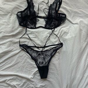 NWT Deep Navy Blue Lace Lingerie Set